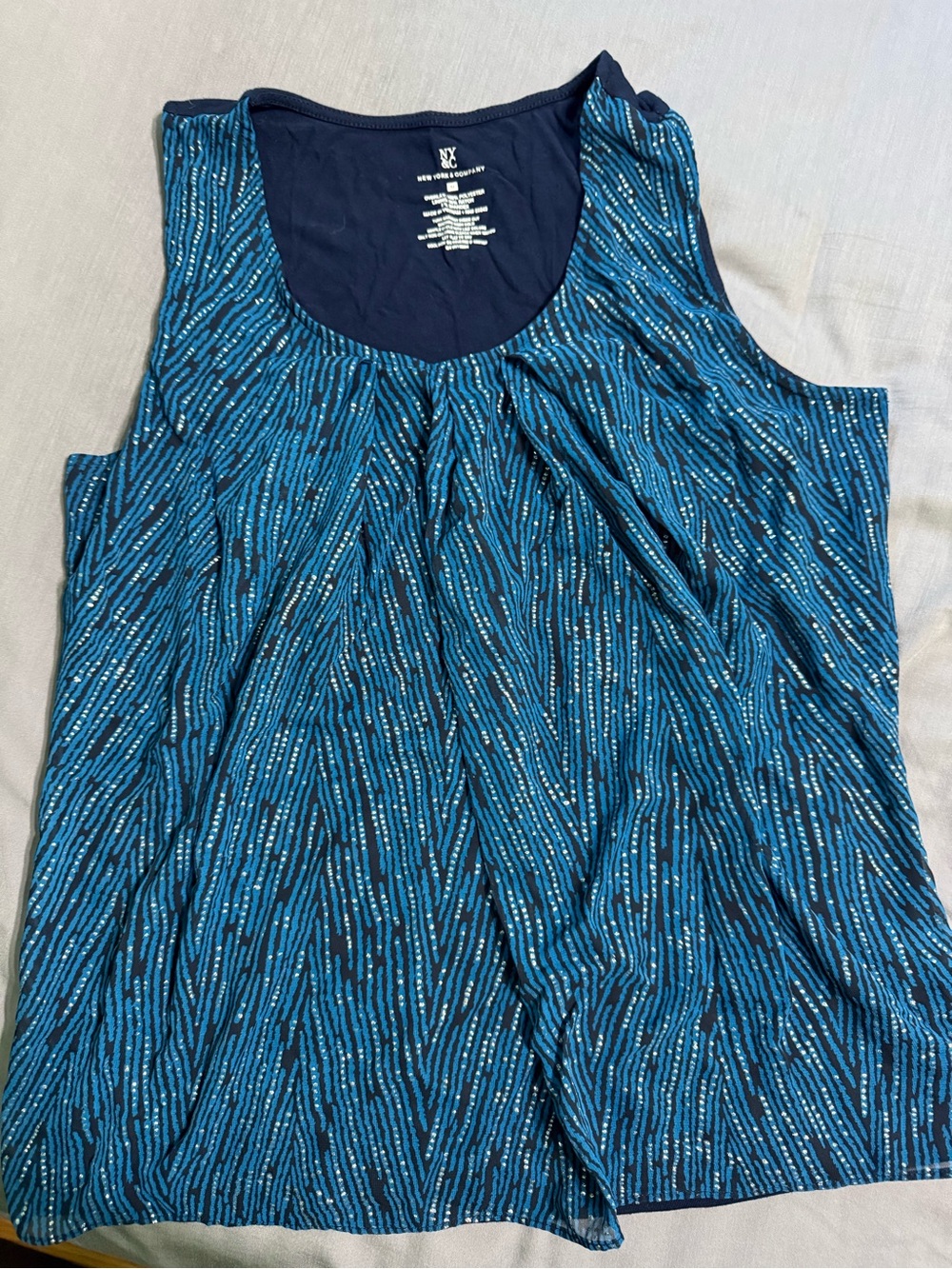 New York & Company Navy Scoop Neck Sleeveless Top